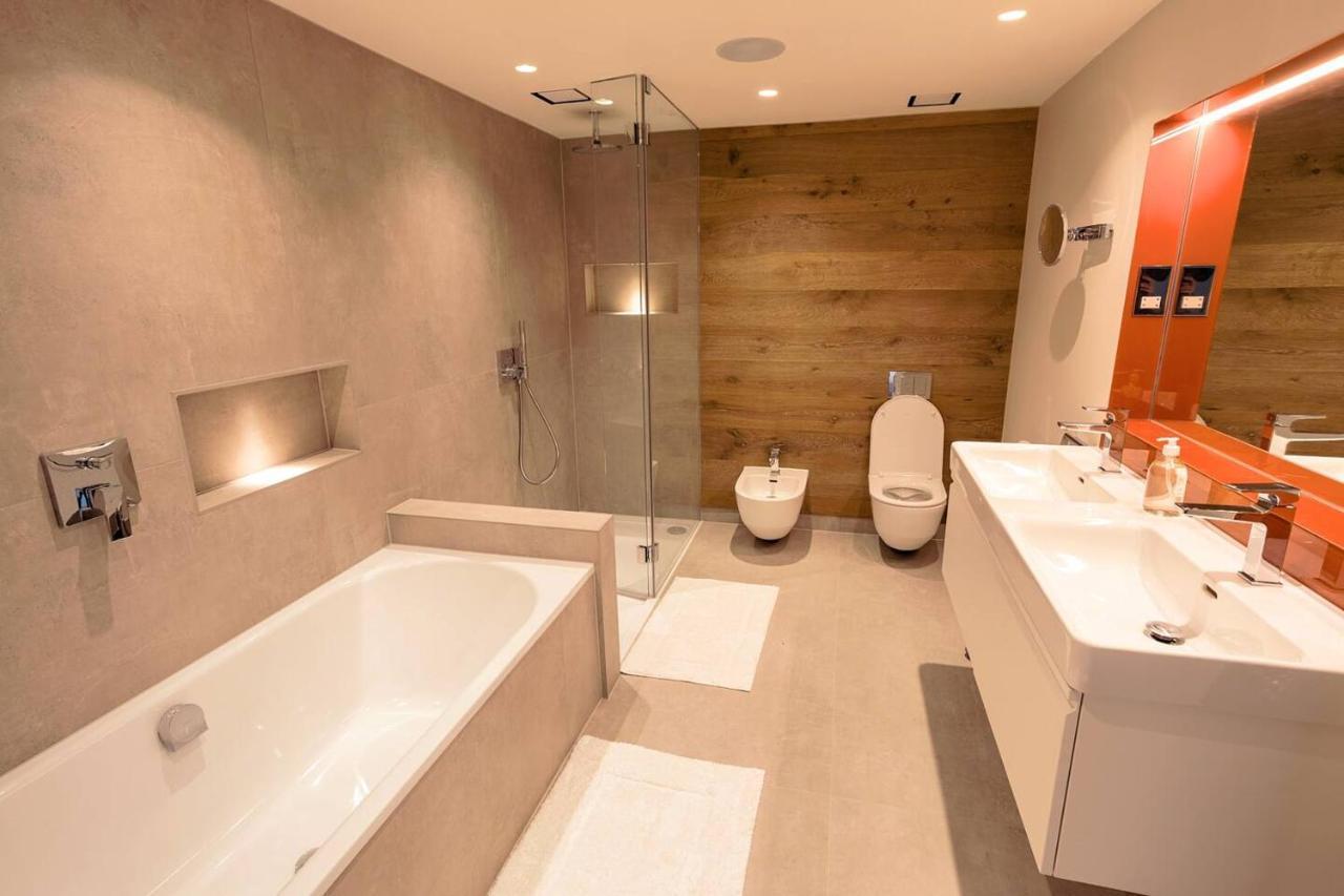Sohot Stays The Royal Suite Harbour Views Sleeps 4 ラムズゲート エクステリア 写真